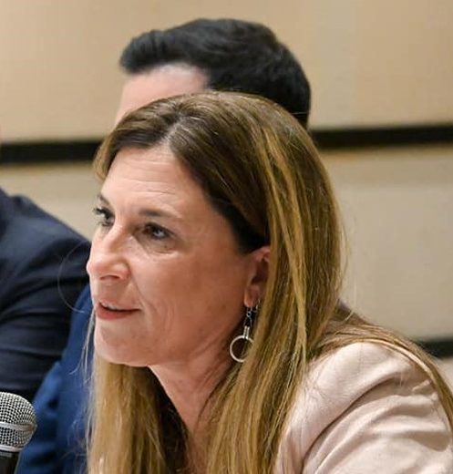 María Apólito